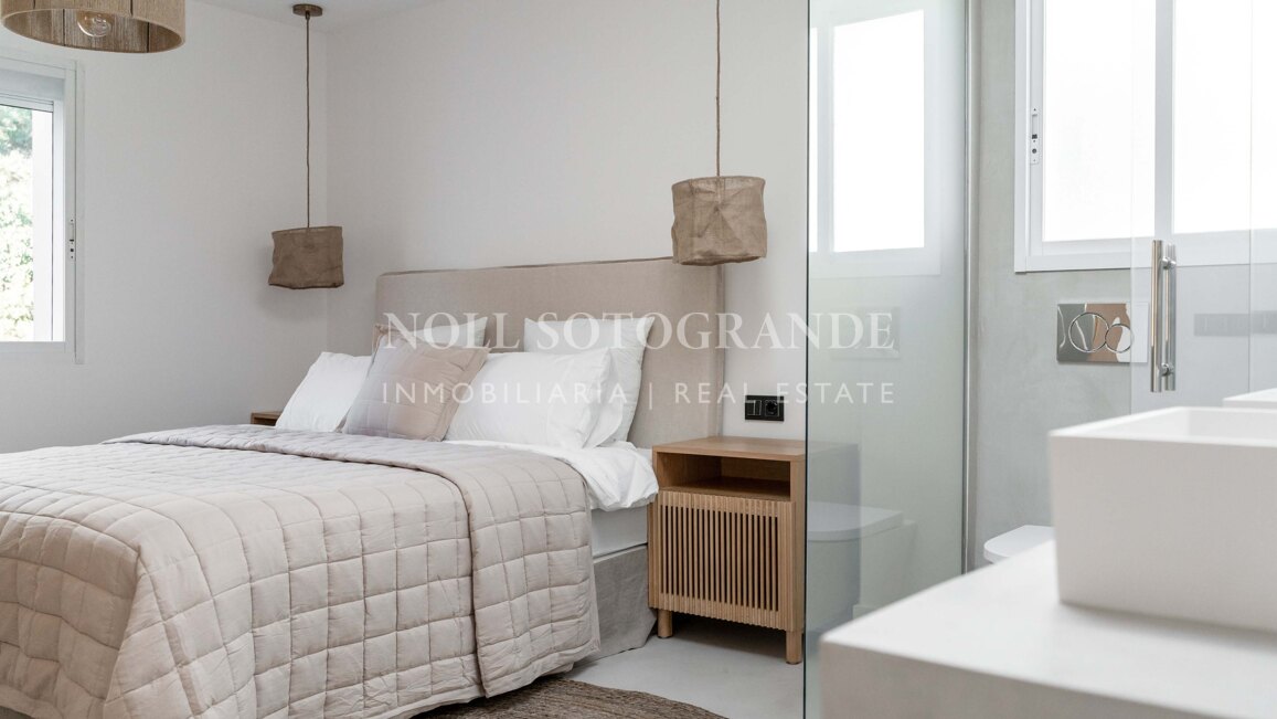 Totally Refurbished 2 Bedroom Penthouse with Panoramic Views In La Quinta