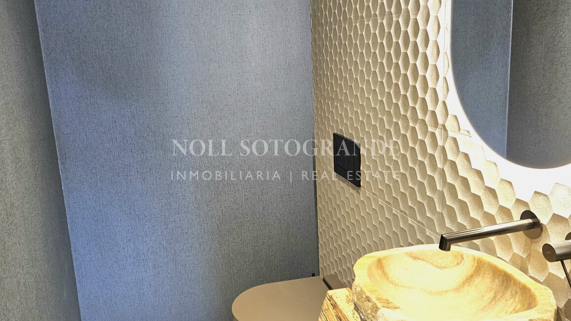 Superb, refurbished, contemporary 3 bedroom corner townhouse San Pedro beachside!