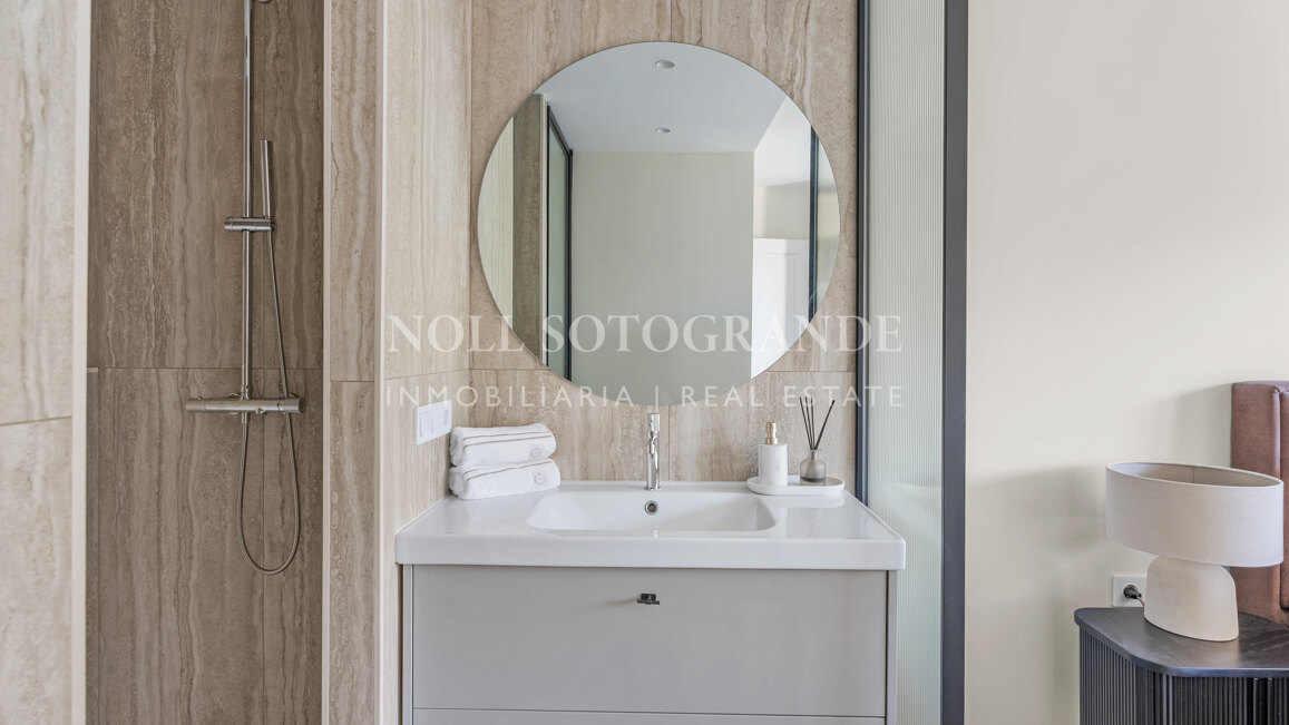 Wohnung zum Verkauf in Los Almendros, Benahavis