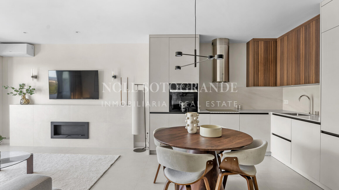 Wohnung zum Verkauf in Los Almendros, Benahavis