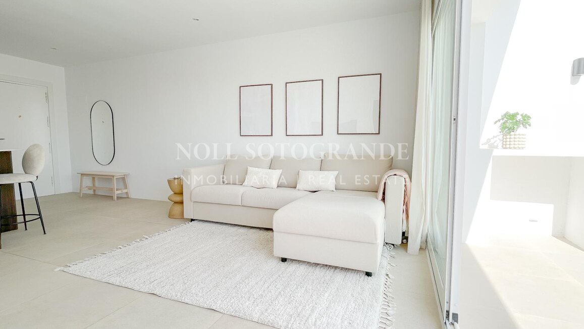 Recently renovated golf penthouse with great views in La Quinta, Benahavis
