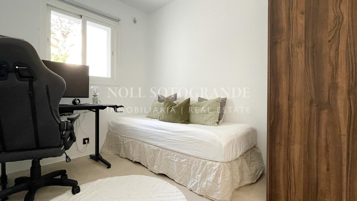 Recently renovated golf penthouse with great views in La Quinta, Benahavis