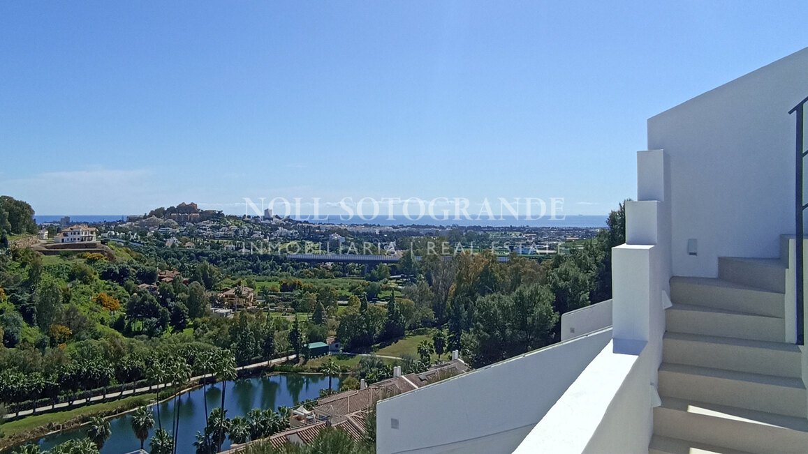 Penthaus zum Verkauf in La Quinta, Benahavis