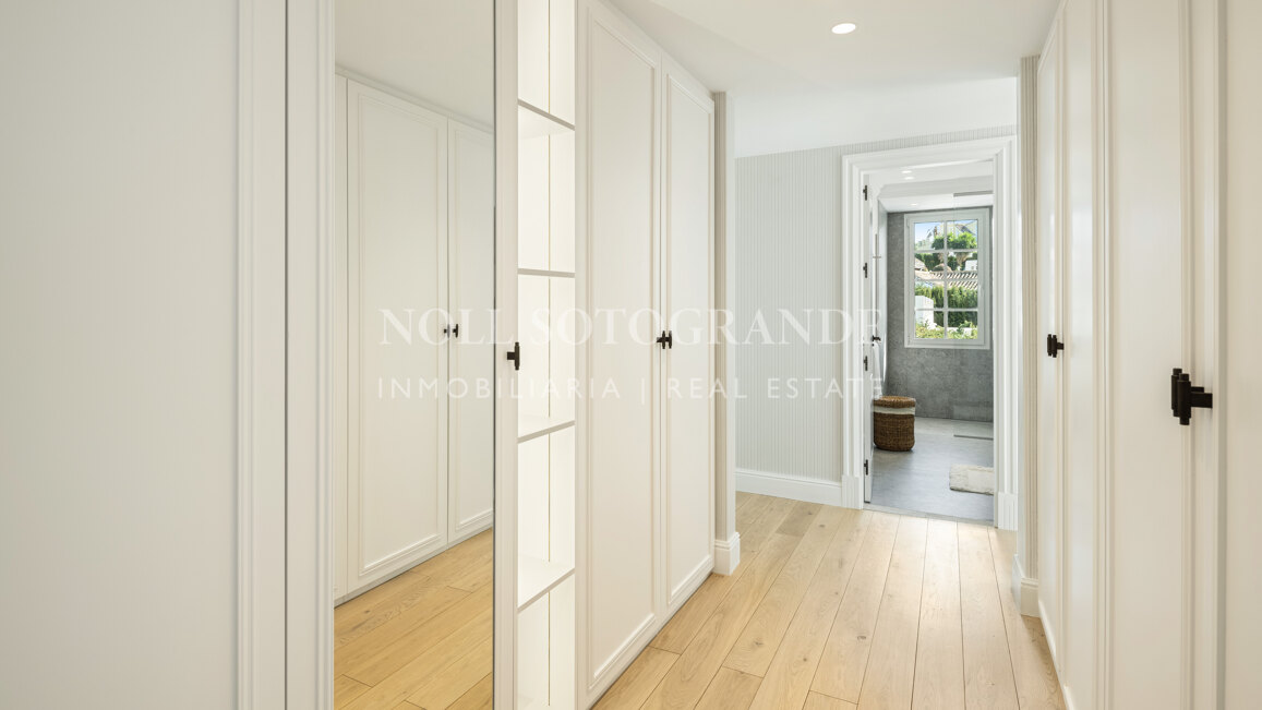 Villa zum Verkauf in Las Brisas, Nueva Andalucia