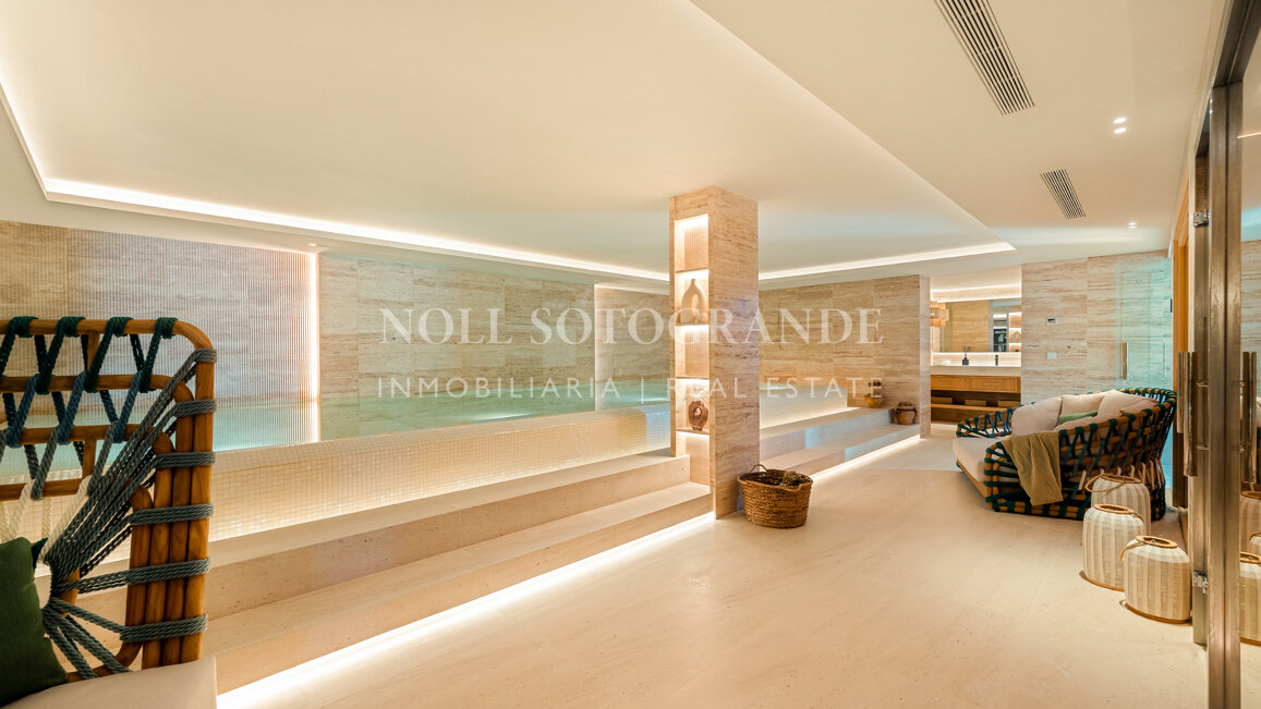 Villa zum Verkauf in Las Brisas, Nueva Andalucia