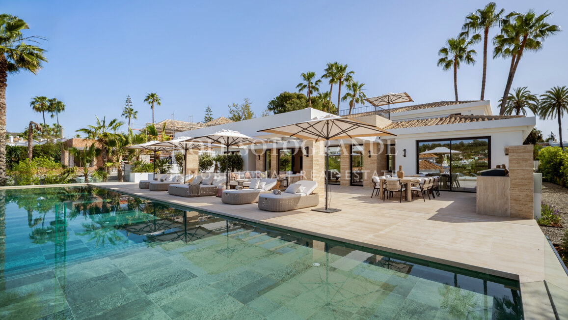 Villa zum Verkauf in Las Brisas, Nueva Andalucia