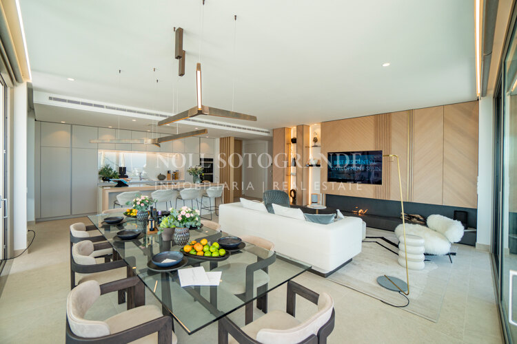 Brand new 3-bed apartment with open sea views in Benahavis