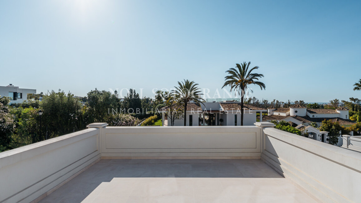 Villa zum Verkauf in La Cerquilla, Nueva Andalucia