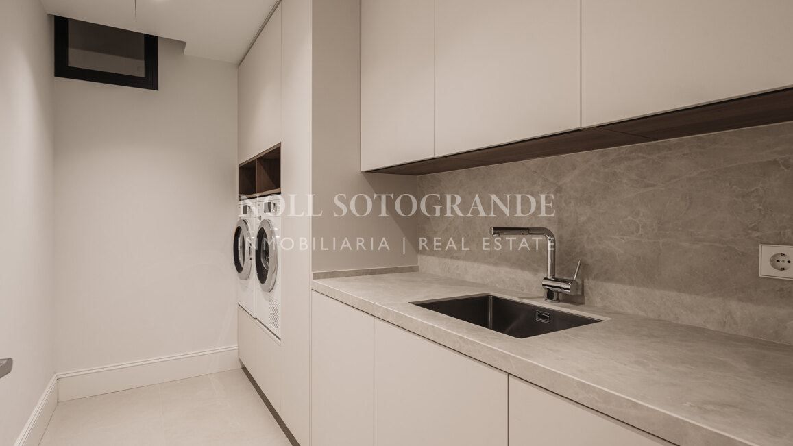 Villa zum Verkauf in La Cerquilla, Nueva Andalucia