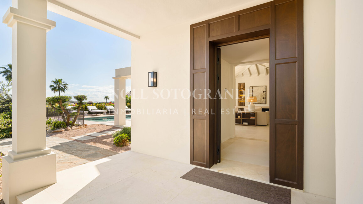 Villa zum Verkauf in Haza del Conde, Nueva Andalucia