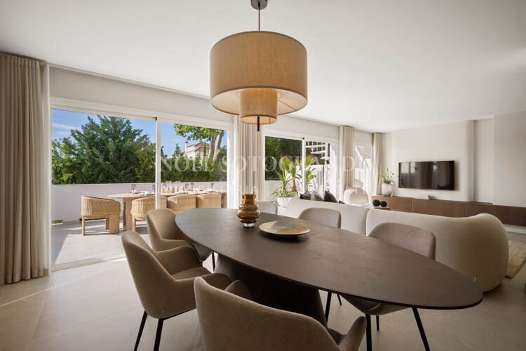 Fully refurbished 3-bedroom townhouse with sea views next to Aloha Golf Course, Nueva Andalucia