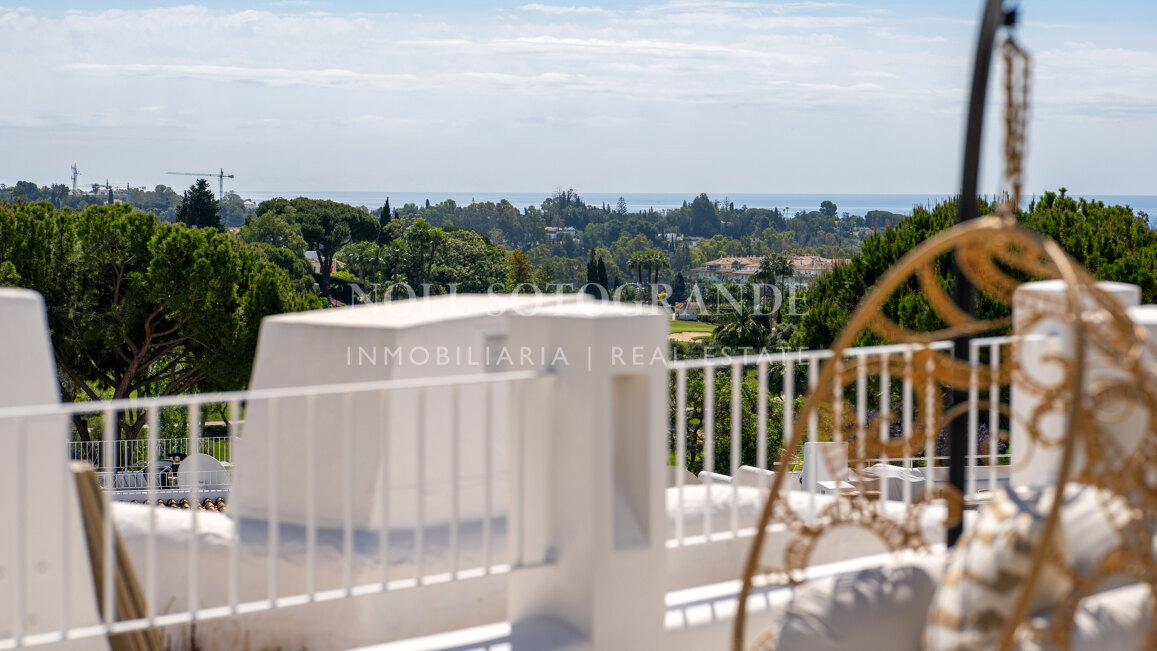 Reihenhaus zum Verkauf in Azahara II, Nueva Andalucia