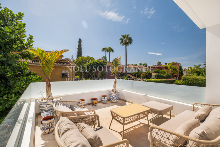 Modern villa on Marbella's Golden Mile within walking distance from Marbella centre and the beach