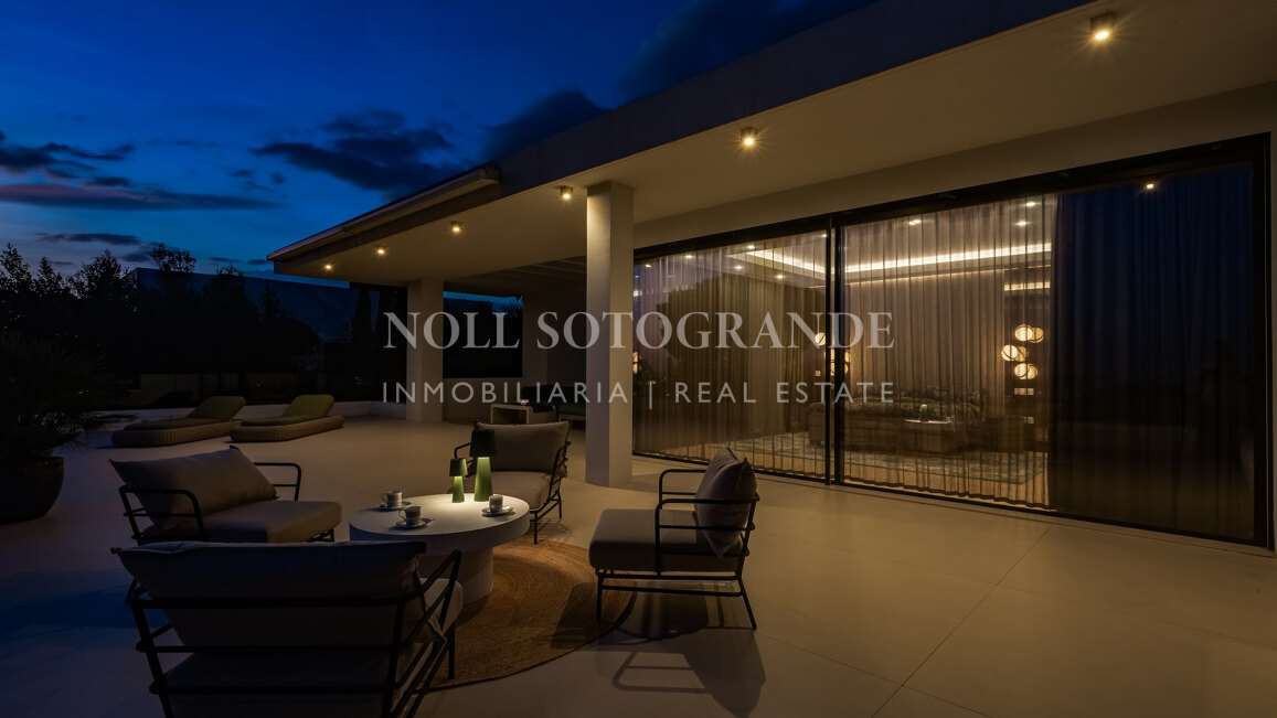 Villa for sale in Las Lomas del Marbella Club, Marbella Golden Mile