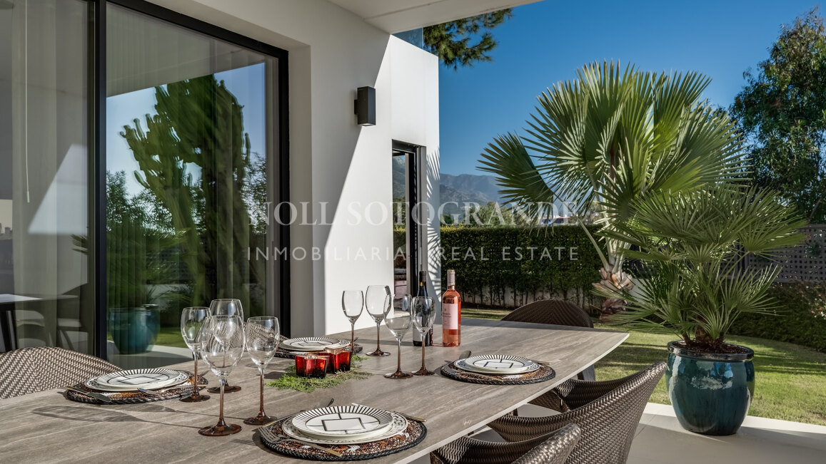 Villa for sale in Las Lomas del Marbella Club, Marbella Golden Mile