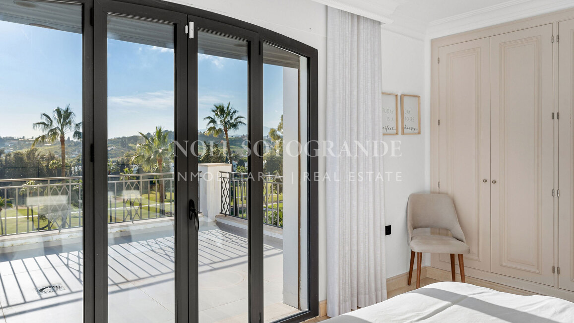 Villa zum Verkauf in Los Naranjos Golf, Nueva Andalucia