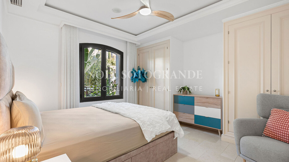 Villa zum Verkauf in Los Naranjos Golf, Nueva Andalucia