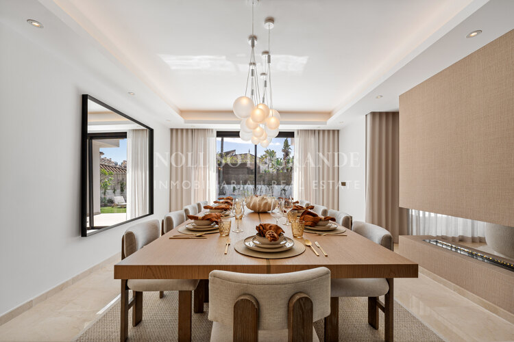 Impressive villa in Atalaya de Rio Verde, close to Puerto Banus, Marbella