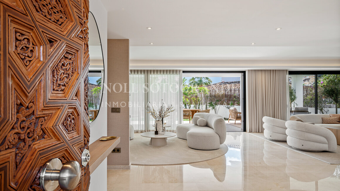 Impressive villa in Atalaya de Rio Verde, close to Puerto Banus, Marbella