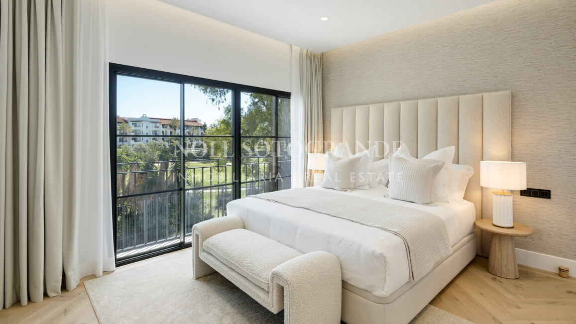 Villa zum Verkauf in El Herrojo, Benahavis