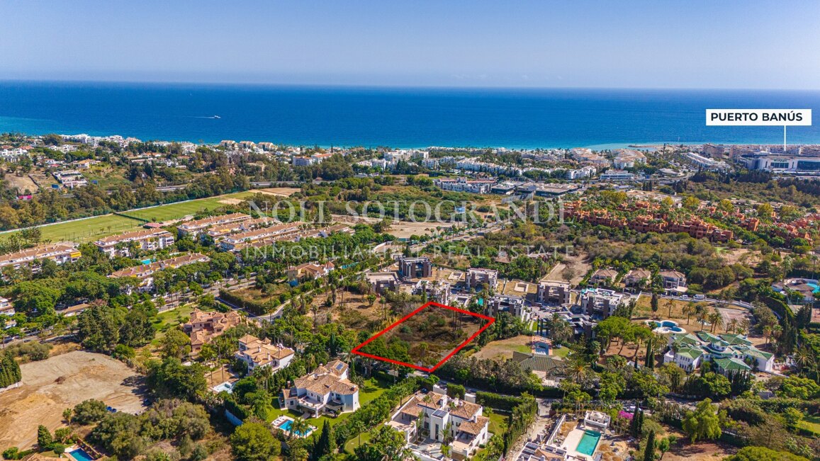 Plot for sale in Atalaya de Rio Verde, Nueva Andalucia