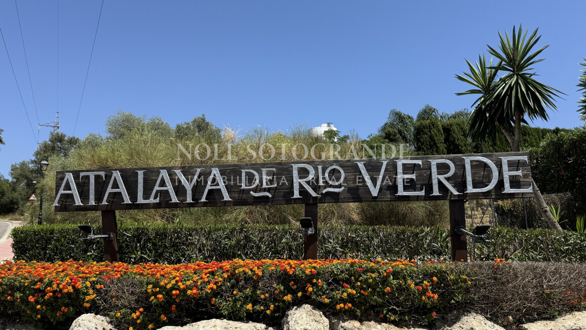 Plot for sale in Atalaya de Rio Verde, Nueva Andalucia