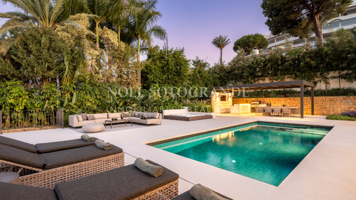 Stunning brand new 5-bedroom villa in Las Brisas, The Golf Valley of Nueva Andalucia, Marbella