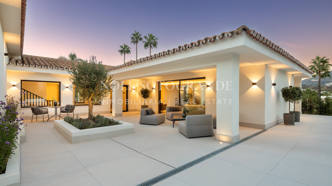 Stunning brand new 5-bedroom villa in Las Brisas, The Golf Valley of Nueva Andalucia, Marbella