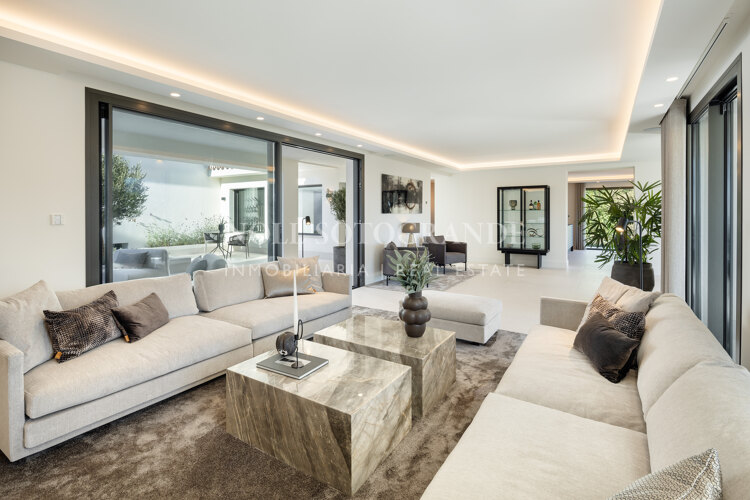 Stunning brand new 5-bedroom villa in Las Brisas, The Golf Valley of Nueva Andalucia, Marbella