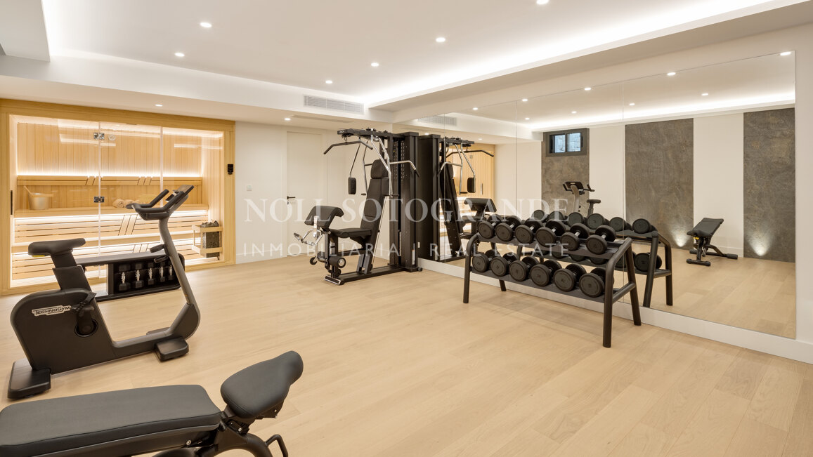 Stunning brand new 5-bedroom villa in Las Brisas, The Golf Valley of Nueva Andalucia, Marbella