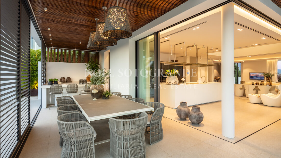 Villa en venta en La Quinta, Benahavis