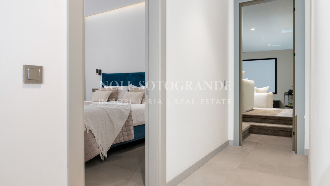 Contemporary villa within walking distance to the beach and amenities in Nueva Andalucia