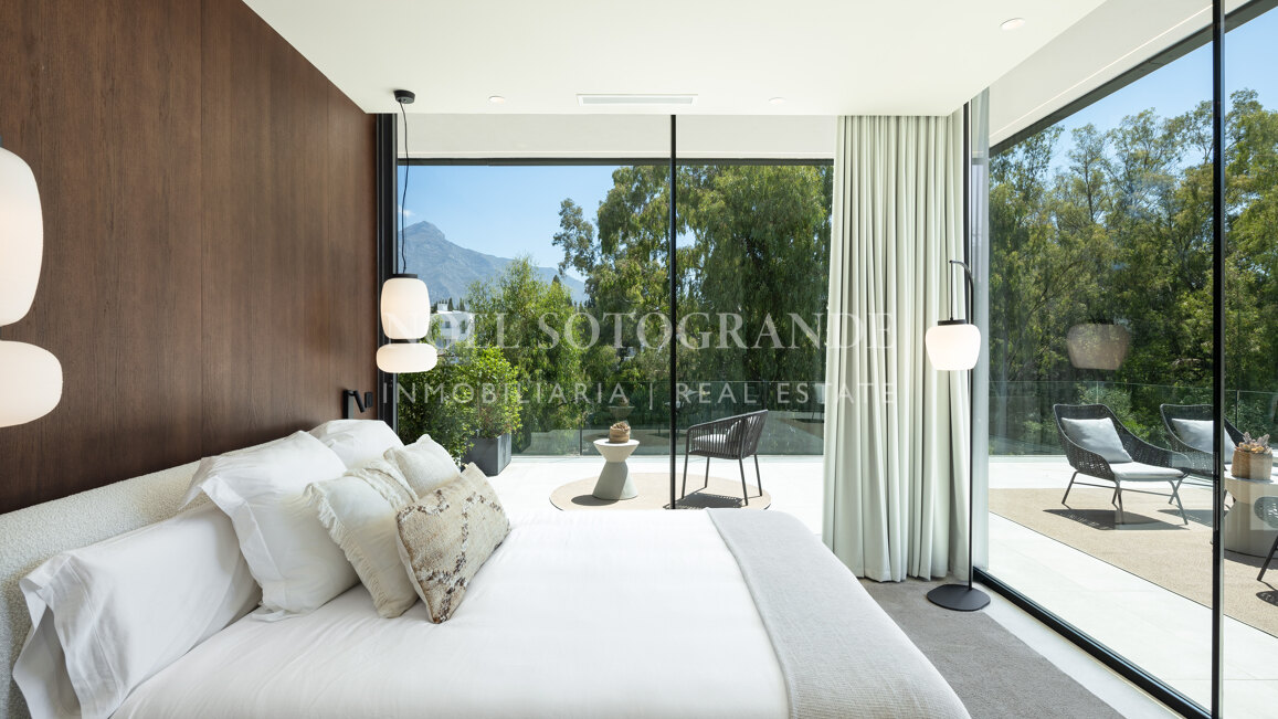 Brand new 6-bedroom golf villa in Nueva Andalucia, Marbella