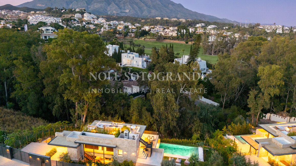Brand new 6-bedroom golf villa in Nueva Andalucia, Marbella