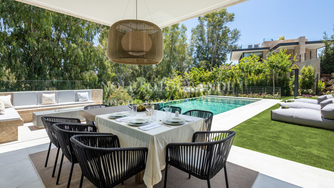 Brand new 6-bedroom golf villa in Nueva Andalucia, Marbella