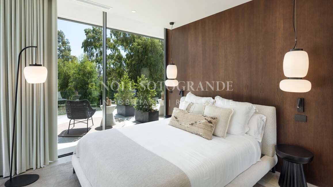 Brand new 6-bedroom golf villa in Nueva Andalucia, Marbella