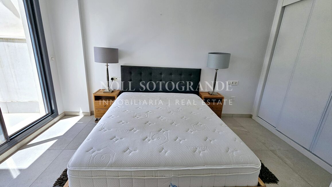 Contemporary penthouse with sea and golf views above La Quinta Golf, Benahavís