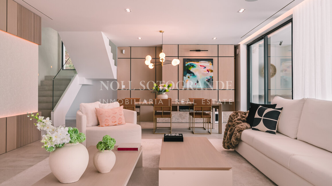 Luxury golf villa in Nueva Andalucia's Golf Valley, Marbella