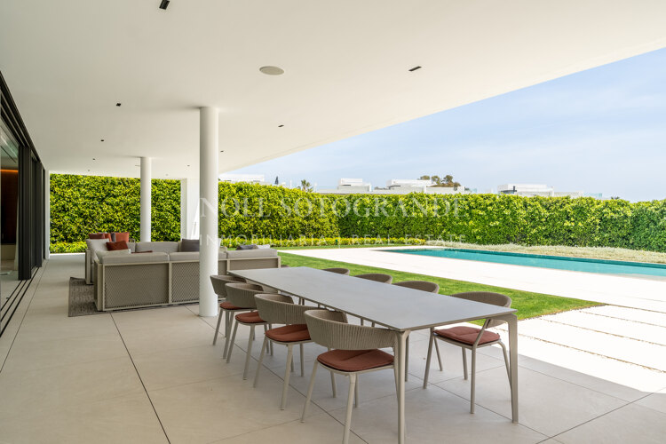 Villa for sale in Marbella Golden Mile