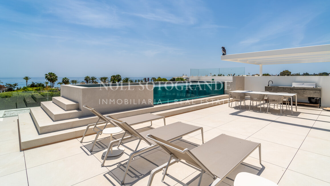 Villa for sale in Marbella Golden Mile