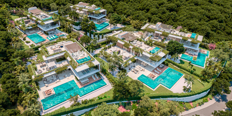 Villa for sale in Cascada de Camojan, Marbella Golden Mile