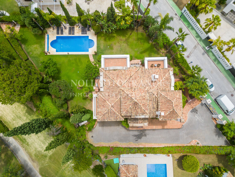Villa en venta en La Reserva de la Quinta, Benahavis