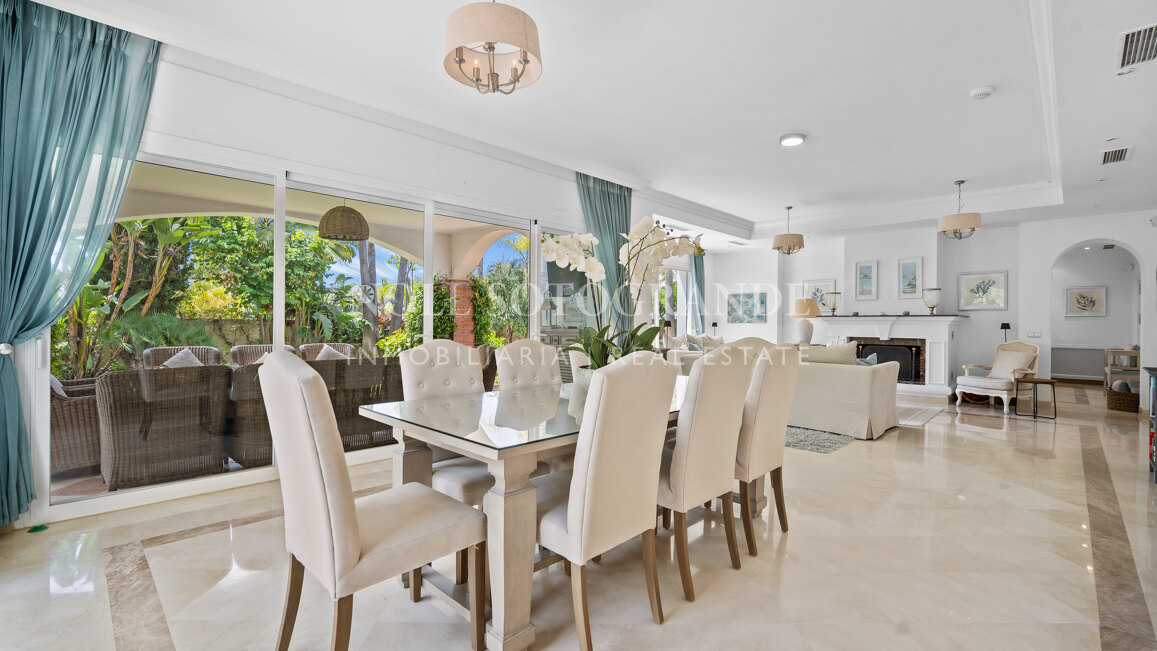 Villa zum Verkauf in La Reserva de la Quinta, Benahavis