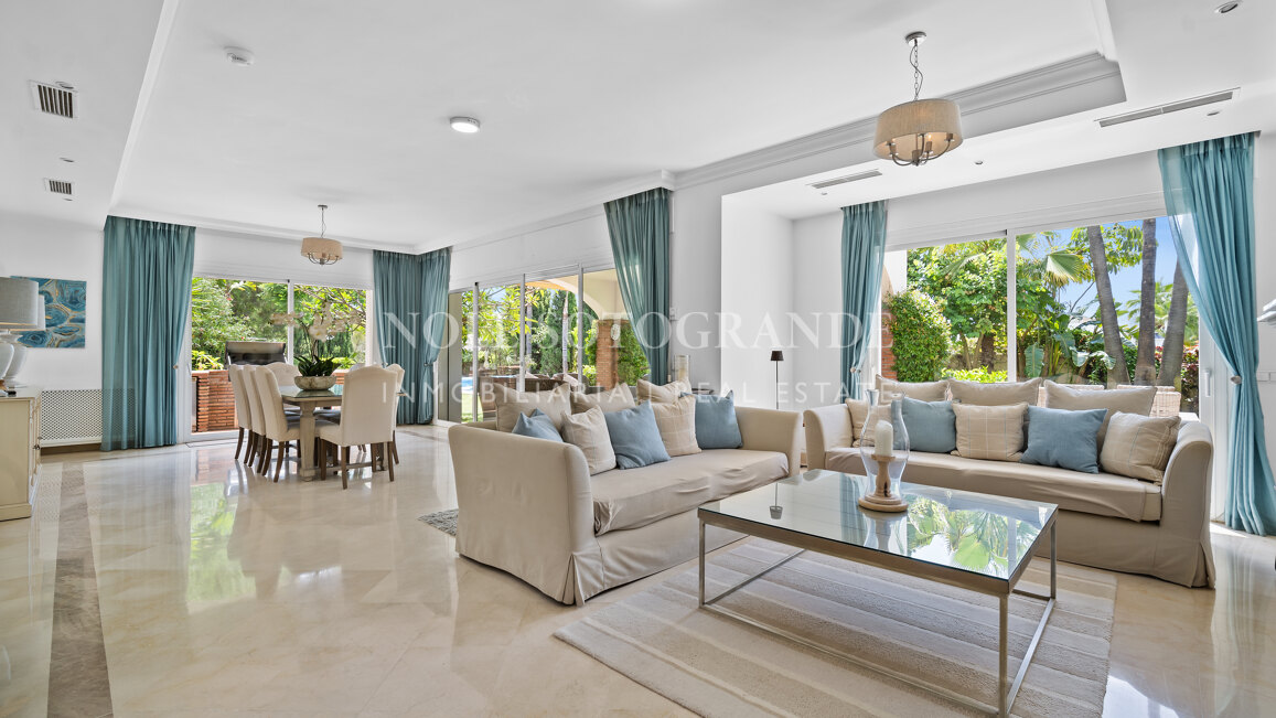 Villa zum Verkauf in La Reserva de la Quinta, Benahavis