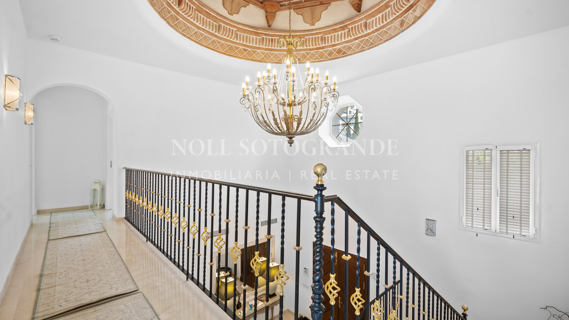 Villa zum Verkauf in La Reserva de la Quinta, Benahavis