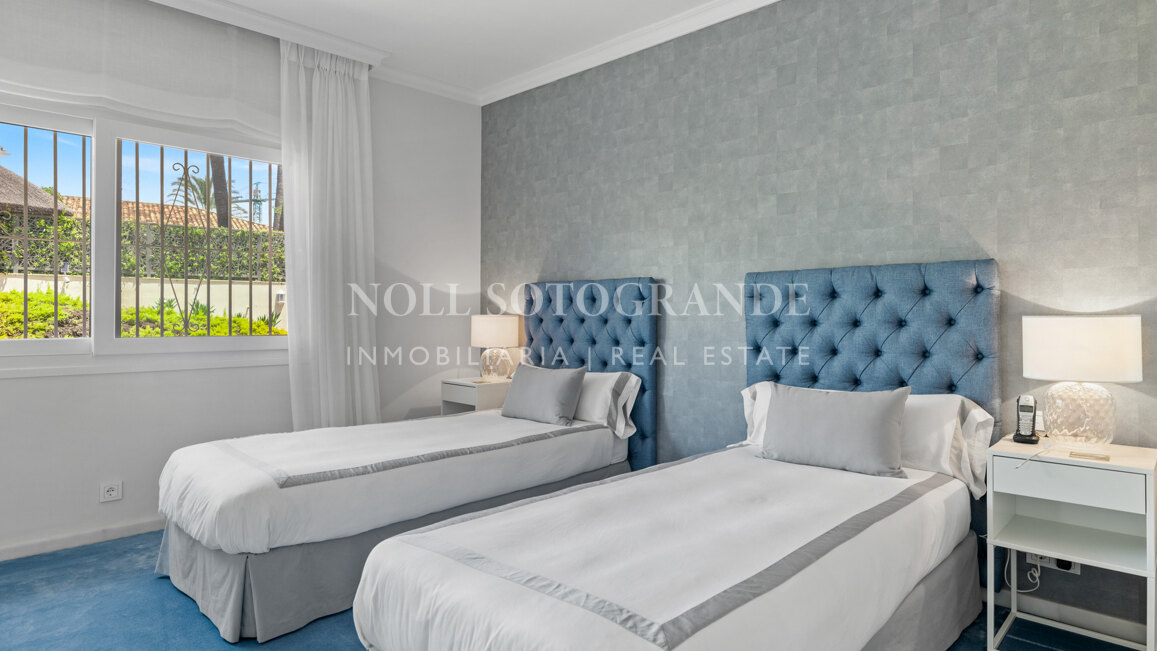 Marbella Villa in La Cerquilla, in The Golf Valley of Nueva Andalucia