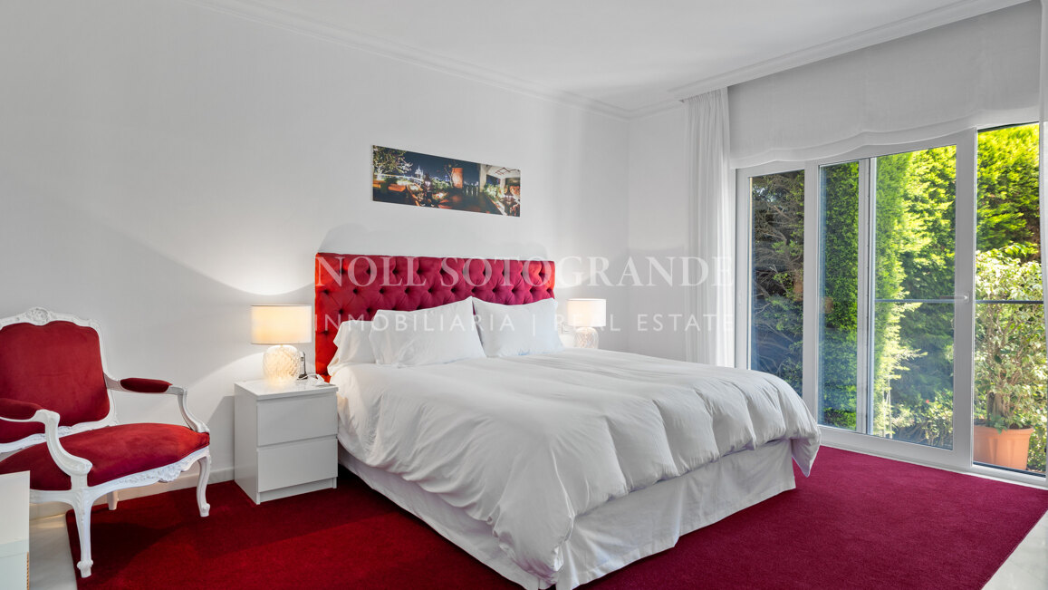 Marbella Villa in La Cerquilla, in The Golf Valley of Nueva Andalucia