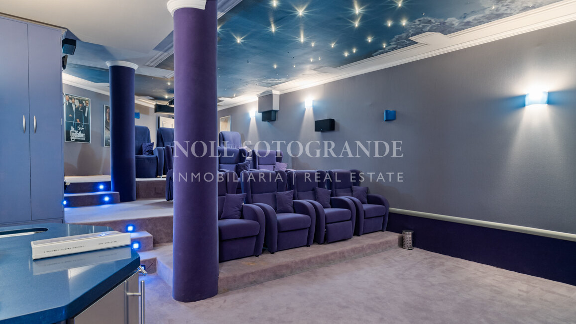 Marbella Villa in La Cerquilla, in The Golf Valley of Nueva Andalucia