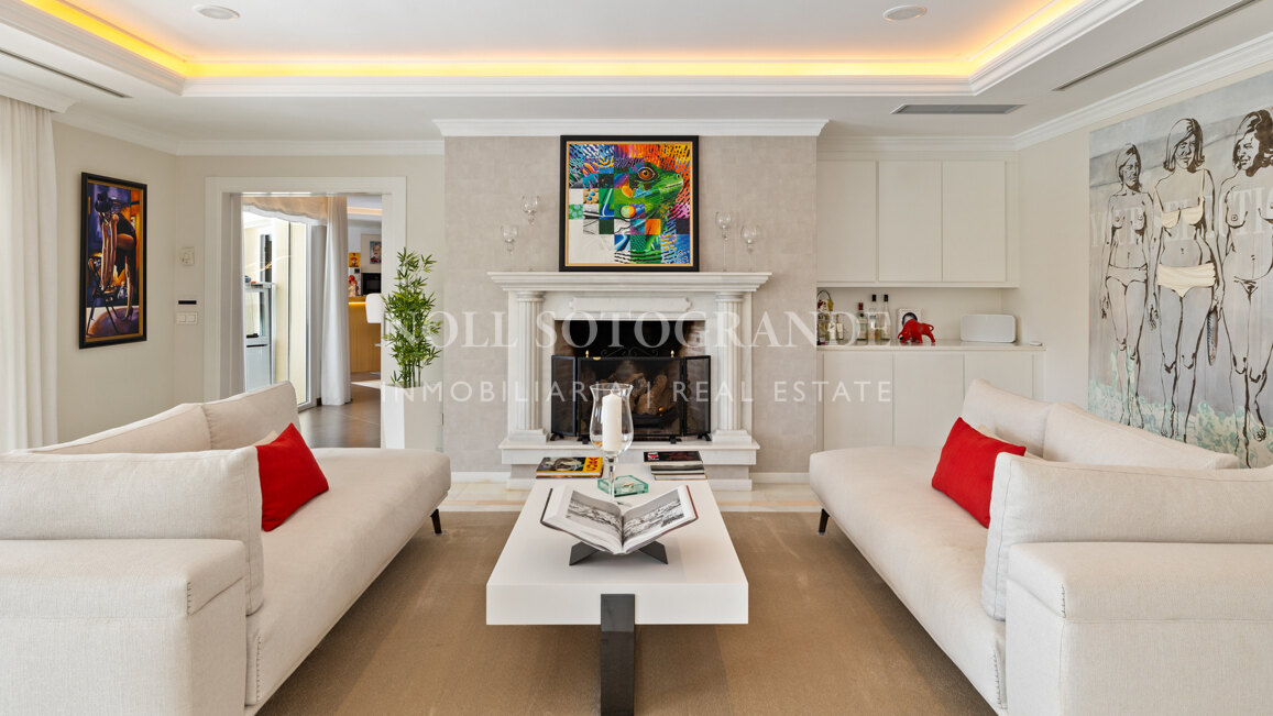 Marbella Villa in La Cerquilla, in The Golf Valley of Nueva Andalucia