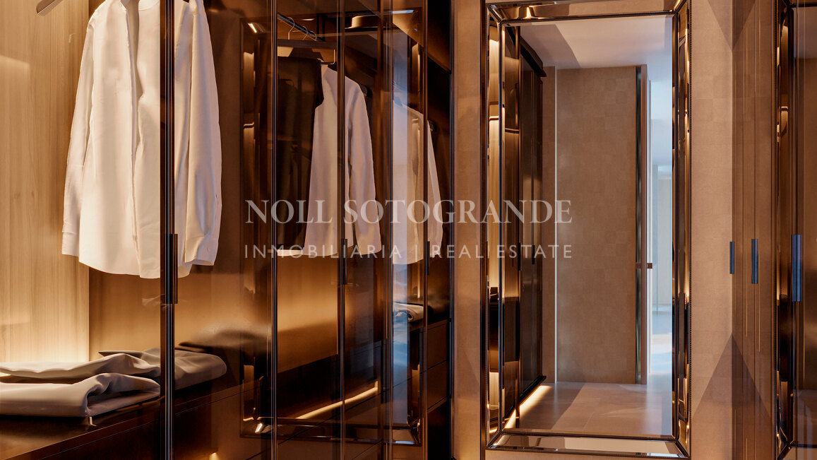 Villa for sale in Las Brisas, Nueva Andalucia